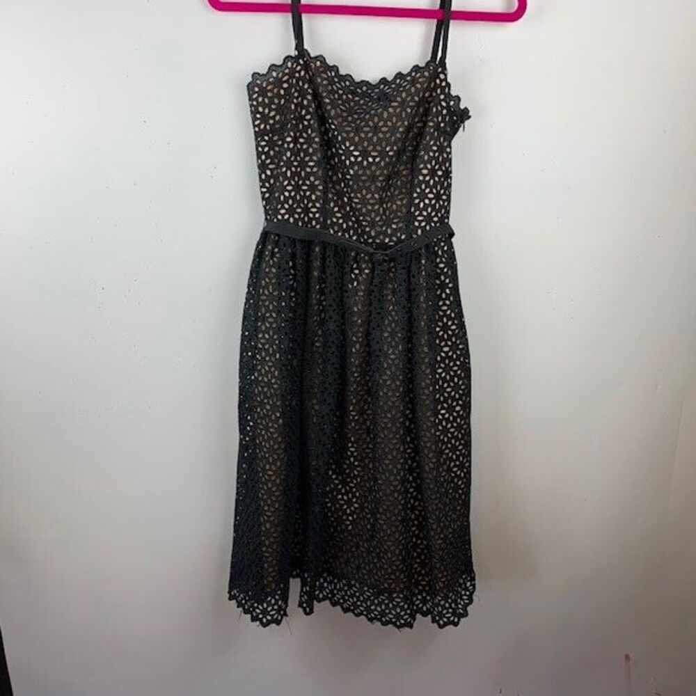 Trina Turk Size 4 Womens Dress Black and Beige Spaghettie Straps Fit Flare Belt